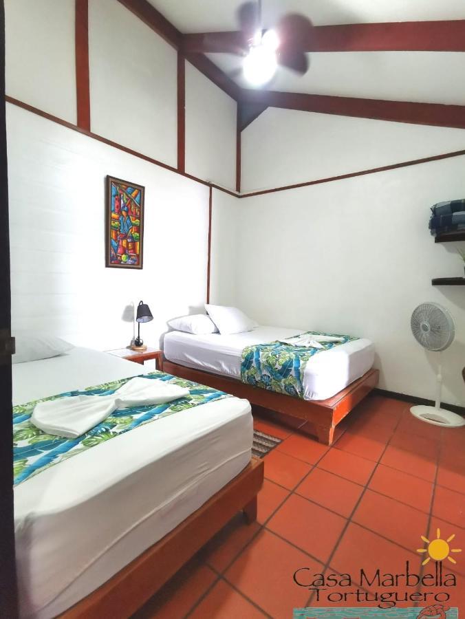トルトゥゲーロ Casa Marbellaヴィラ エクステリア 写真