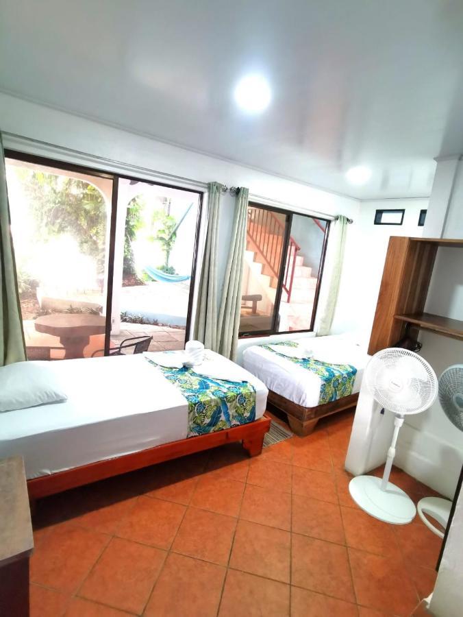 トルトゥゲーロ Casa Marbellaヴィラ エクステリア 写真