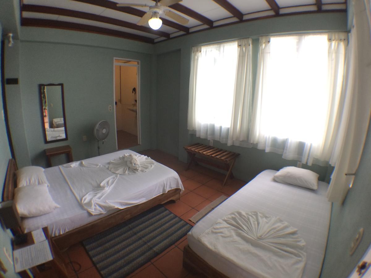 トルトゥゲーロ Casa Marbellaヴィラ エクステリア 写真