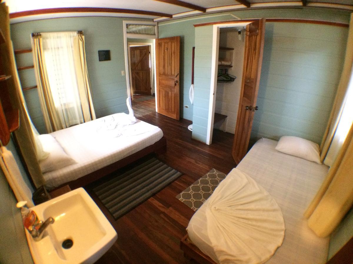 トルトゥゲーロ Casa Marbellaヴィラ エクステリア 写真